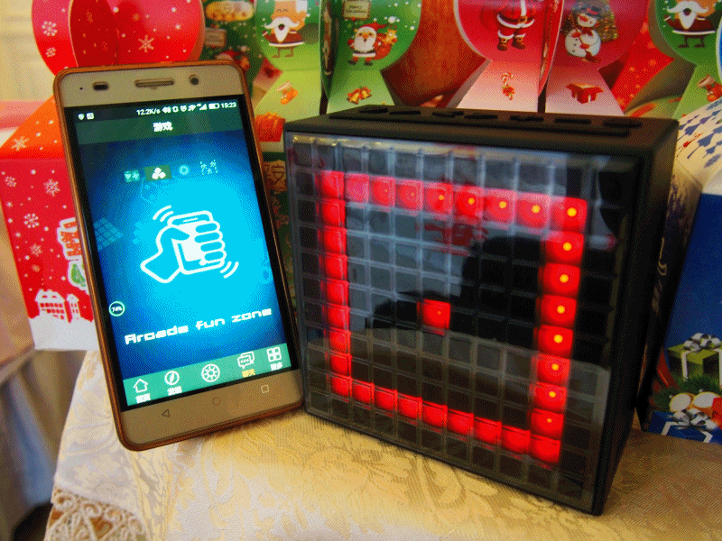 游戏——骰子:摇动手机出点数,大冒险或者飞行棋用起来不错,如果