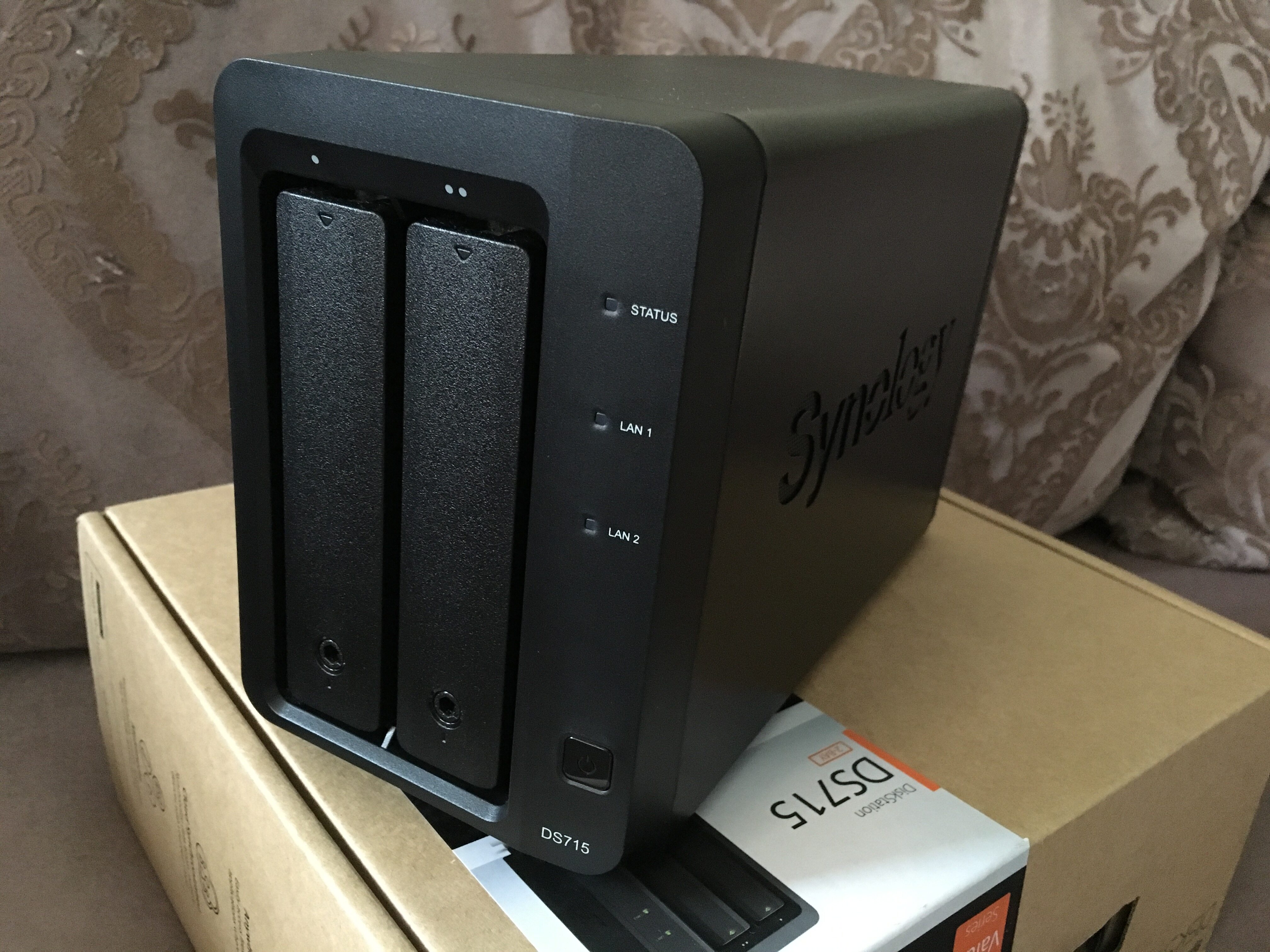 Synology 群暉 DS715