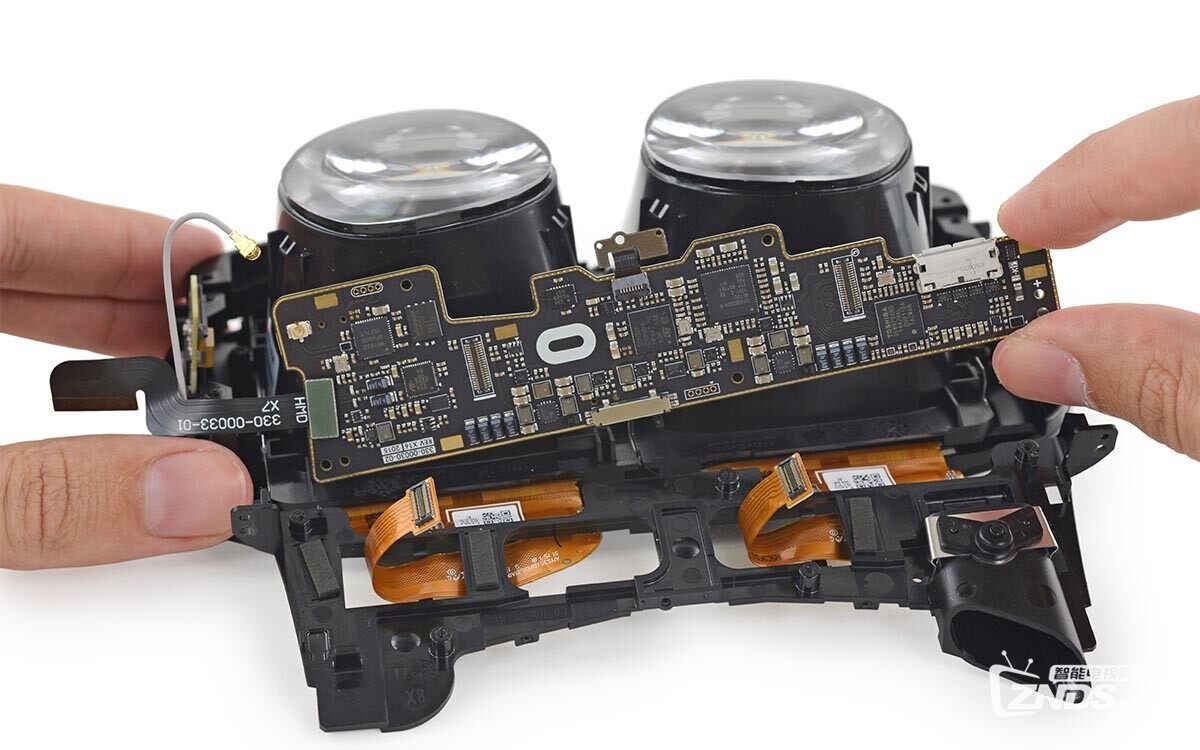 htc vive 与 oculus rift拆机对比评测